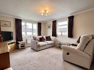 LIVING DINING ROOM- click for photo gallery